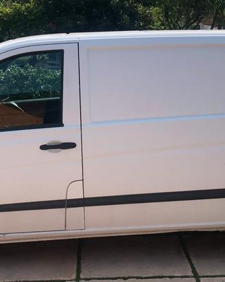 Mercedes vito long