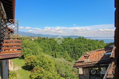 CASA SEMINDIPENDENTE A TOSCOLANO-MADERNO