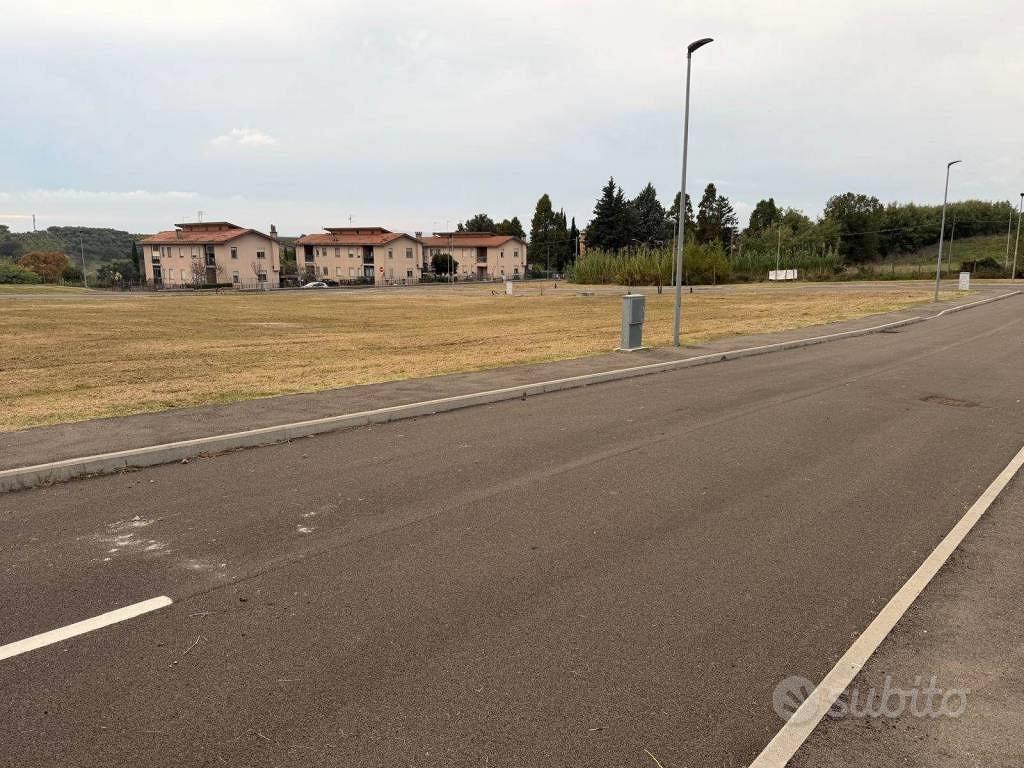 Terreno di 766 m² a Bomarzo - Vista 2