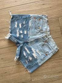 Short vintage Levis mod 501 tg 26