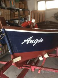 Gozzo in legno completo di motore