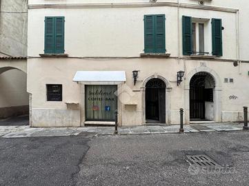 NEGOZIO A BRESCIA