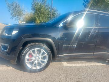 Jeep Compass 1.6 diesel Mulijet 2 120 cv, manuale.