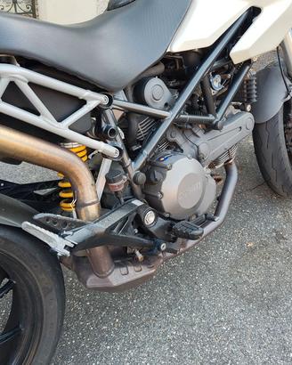 Ducati hypermotard 796