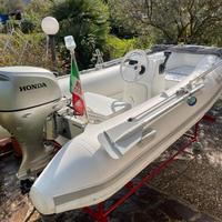 Gommone con Honda 4 tempi