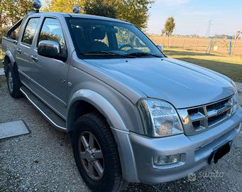 Isuzu D-max