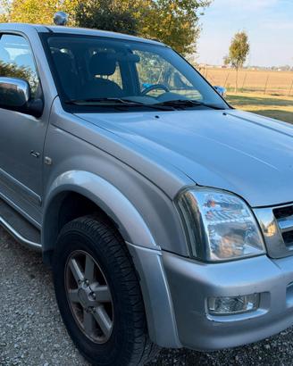 Isuzu D-max