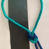 Collana torchon lunga tutchese e blu