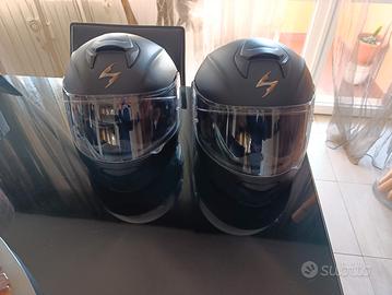 coppia caschi modulari Scorpion 