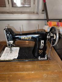 Macchina da cucire  vintage Pfaff 30 con  mobile