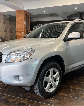 Toyota RAV 4 RAV4 2.2 D-4D 136 CV DPF Sol