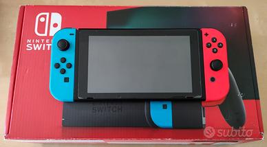Nintendo switch boxata completa di tutto 