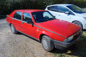 Alfa Romeo 75 1.8