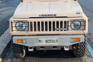 Suzuki Santana sj410