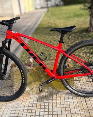 trek x-caliber 8