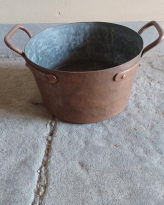 Pentola in rame vintage