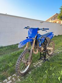 Yamaha YZ 125