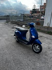 vespa ET4 125 leader PARI AL NUOVO 