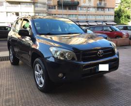 Toyota RAV 4 2.2 D-4D 136 CV Luxury