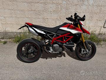 Hypermotard 950 sp