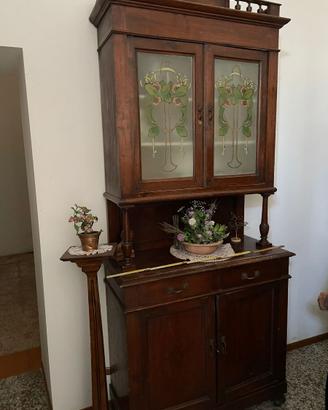 Credenza vintage in legno con vetrina