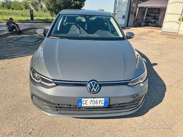 Golf 8 