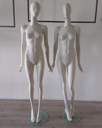 2 manichini donna usati 