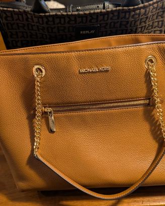 Borsa shopping M. Kors e Replay