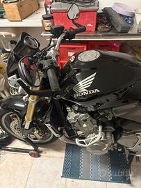 Honda hornet 600