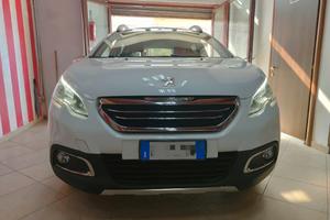 Peugeot 2008 BlueHDi 100 Allure- E JEEP COMPASS