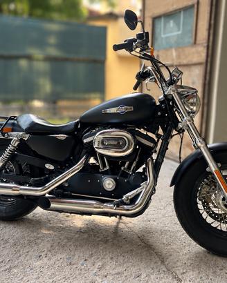 Harley Davidson 1200 Custom CB