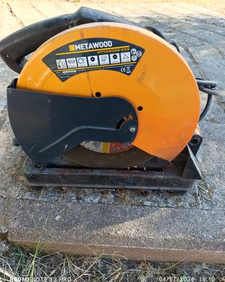 Troncatrice per ferro e metallo