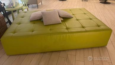 Grande Pouf Pouff Capitonnè in Ecopelle Verde