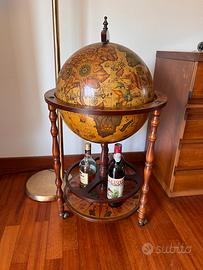 Mappamondo/bar in legno