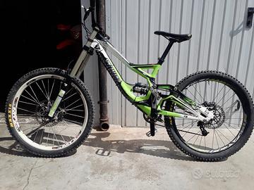 Specialized demo 8 downhill