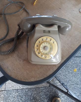 telefono a tavolo