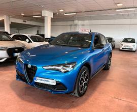 Alfa Romeo Stelvio VELOCE 2.0 Turbo AT8 Q4 SPOTICA