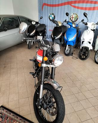 Mash Scrambler 125 .