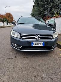 VOLKSWAGEN Passat 7ª serie - 2012