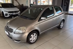 Toyota Yaris 3p 1.0 Sol Frizione Nuova