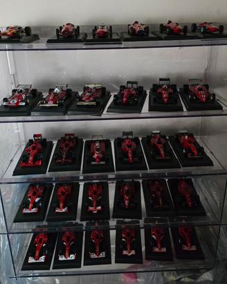 Ferrari F1 Collection 30 modellini 1:43 in vetrina