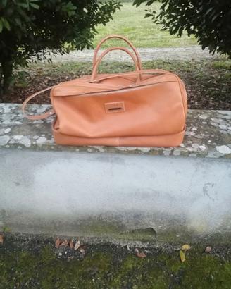 Borsone da viaggio in pelle con sottofondo