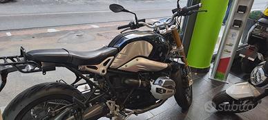 BMW R nineT