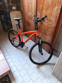 Bicicletta B-Twin MTB 26