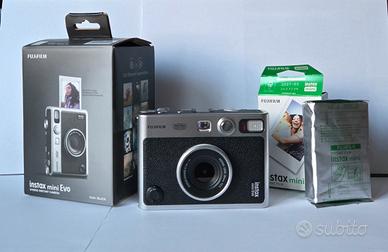 Fujifilm Instax mini Evo COME NUOVA + accessori 