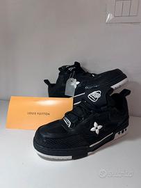 Sneakers Skate Louis Vuitton nere n.44 con scatola