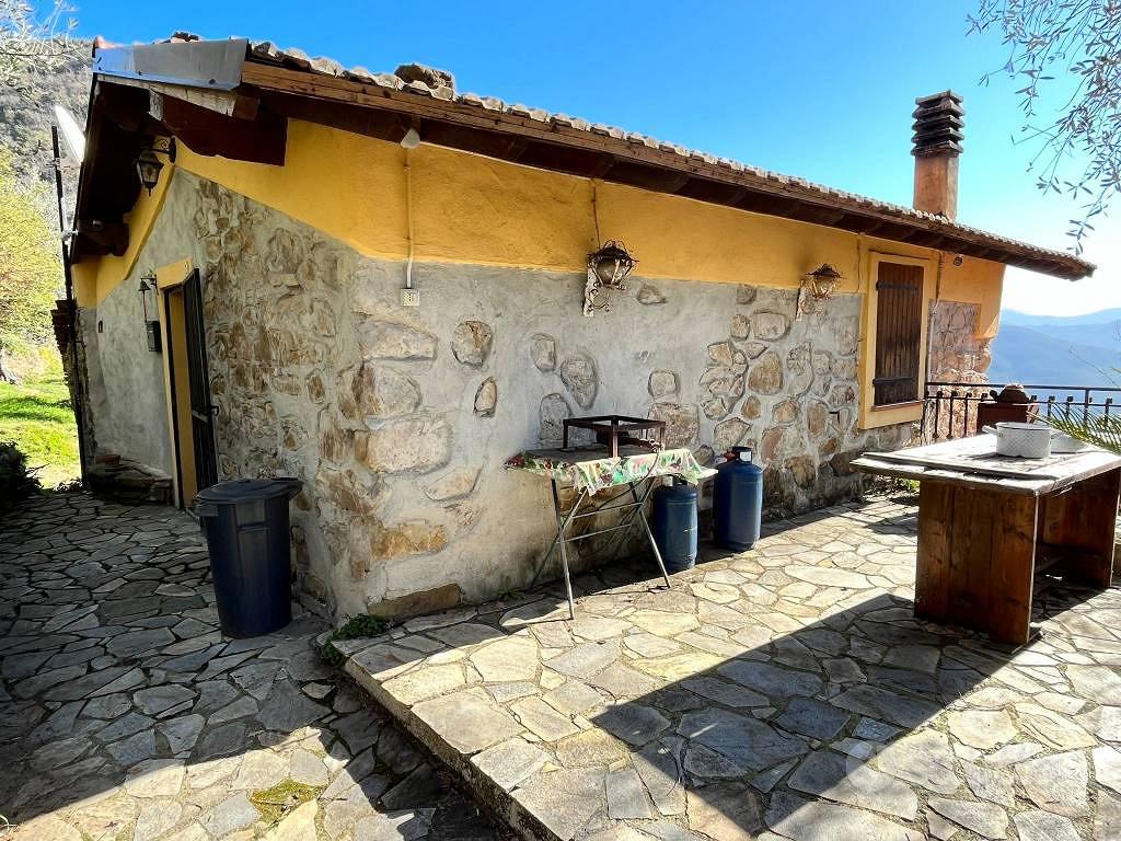 Rustico / Casale di 88 m² con 1 locale a Pigna - Vista 2