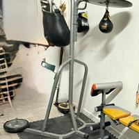 Struttura porta sacco e speed bag