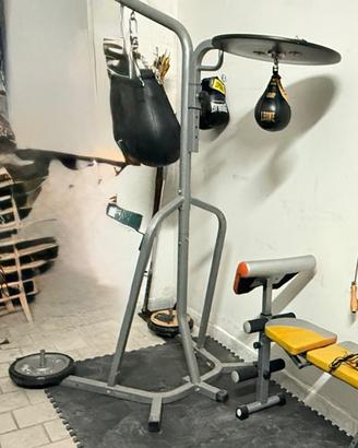 Struttura porta sacco e speed bag