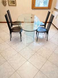 Tavolo da sala e sedie